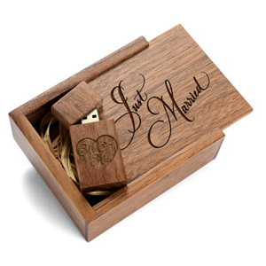 Just Married USB Drive-0