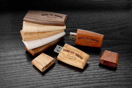 custom wooden flash drives for photographers